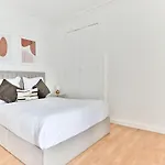 Charming Very Spacious Apartment, 9eme *
