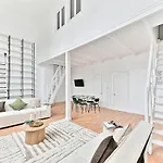 Charming Very Spacious Apartment, 9eme Apartman Párizs