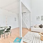 Charming Very Spacious Apartment, 9eme Apartman Párizs