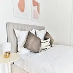 Charming Very Spacious Apartment, 9eme