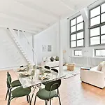 Charming Very Spacious Apartment, 9eme *