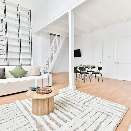 Charming Very Spacious Apartment, 9eme *