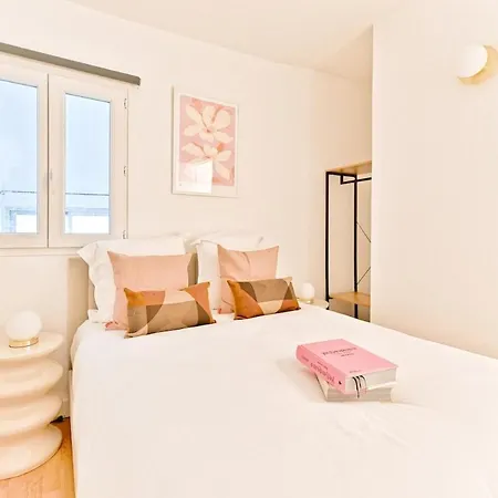 Charming Very Spacious Apartment, 9eme Apartman