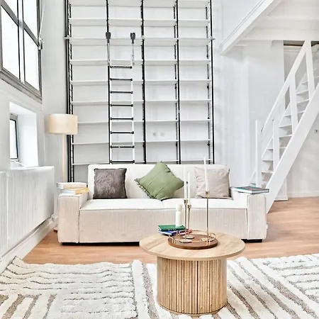Charming Very Spacious Apartment, 9eme * Paris