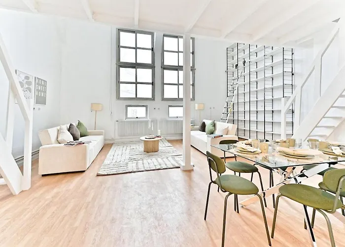 Charming Very Spacious Apartment, 9eme Appartement *
