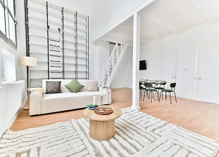 Charming Very Spacious Apartment, 9eme Appartement