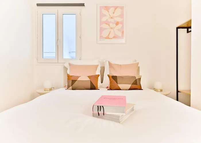 Charming Very Spacious Apartment, 9ème Appartamento