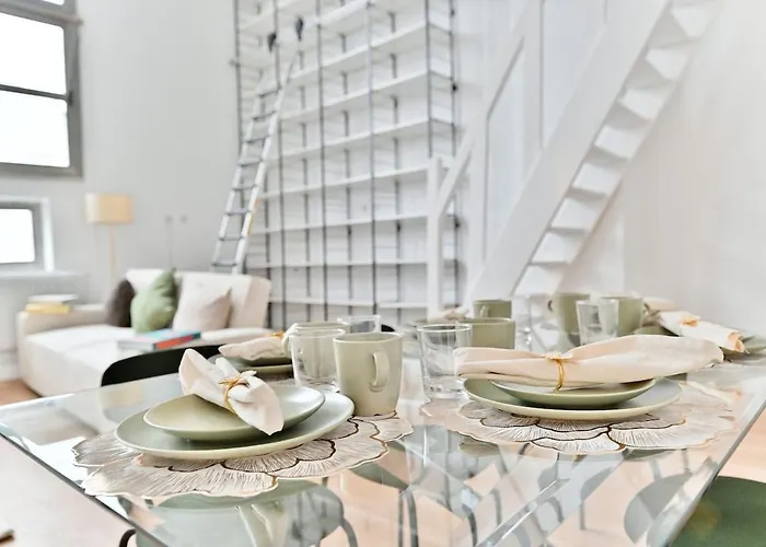Charming Very Spacious Apartment, 9ème *