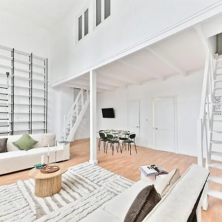 Charming Very Spacious Apartment, 9eme Apartament Paryż
